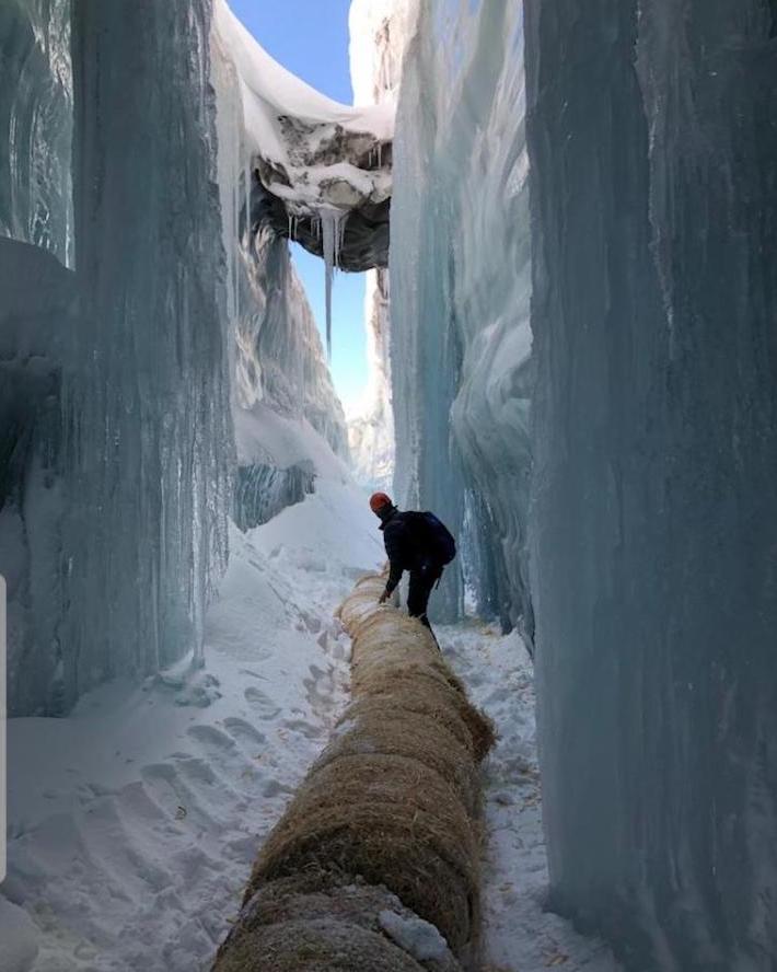 Haupt Ingenieure Einbau im Eiskanal